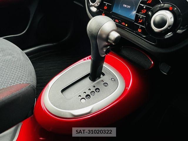 Nissan JUKE 2013-03 6612572-19