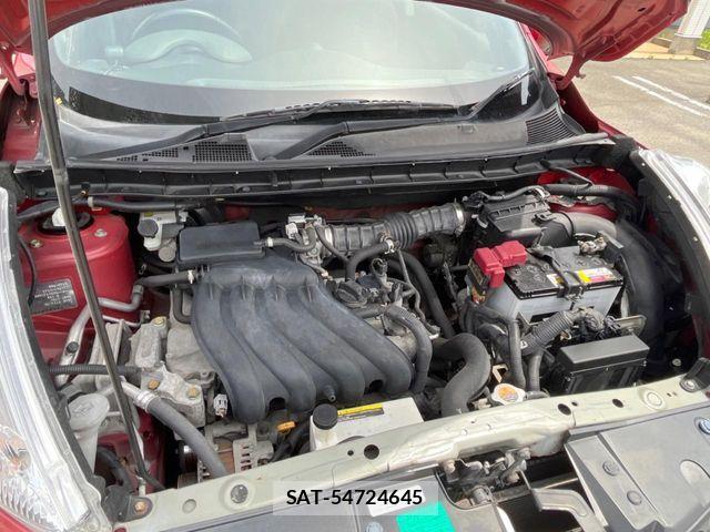 Nissan JUKE 2011-06 6716429-17