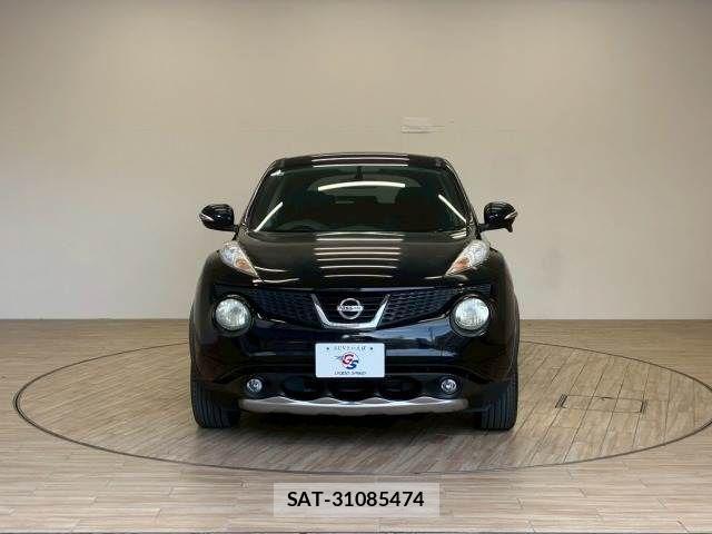 Nissan JUKE 2011-08 6815504-9