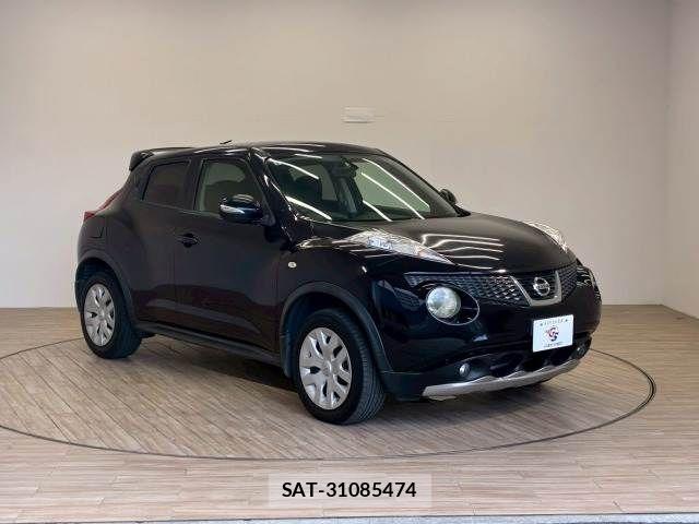 Nissan JUKE 2011-08 6815504-16