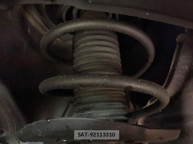 Nissan JUKE 2015-12 6907140-19