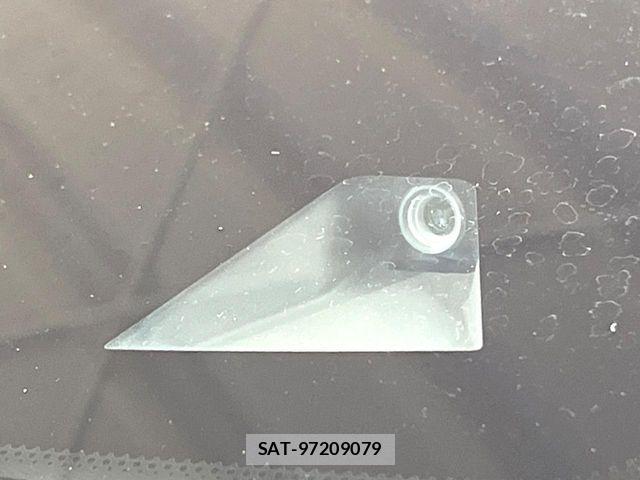 Nissan JUKE 2017-03 6907141-2