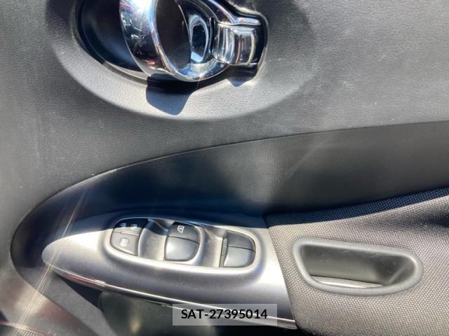 Nissan JUKE 2015-07 6907144-15