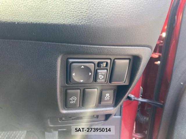 Nissan JUKE 2015-07 6907144-16