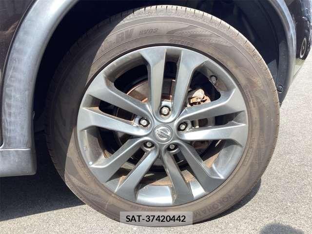 Nissan JUKE 2013-09 6907142-9