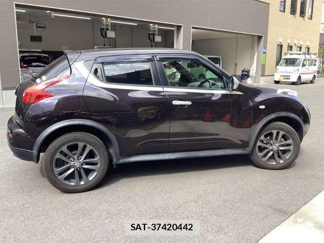 Nissan JUKE 2013-09 6907142-18