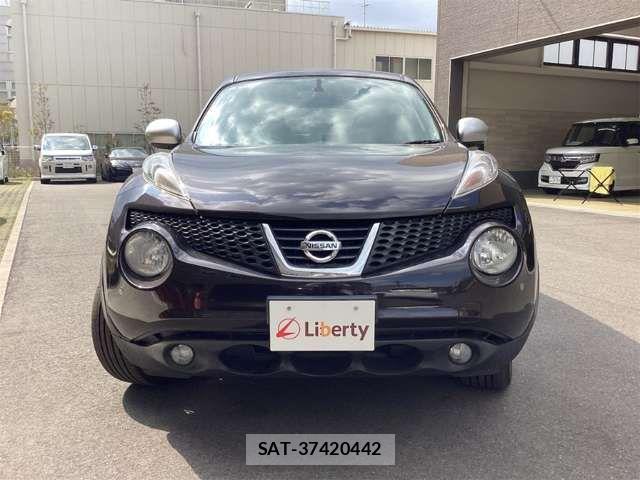Nissan JUKE 2013-09 6907142-7