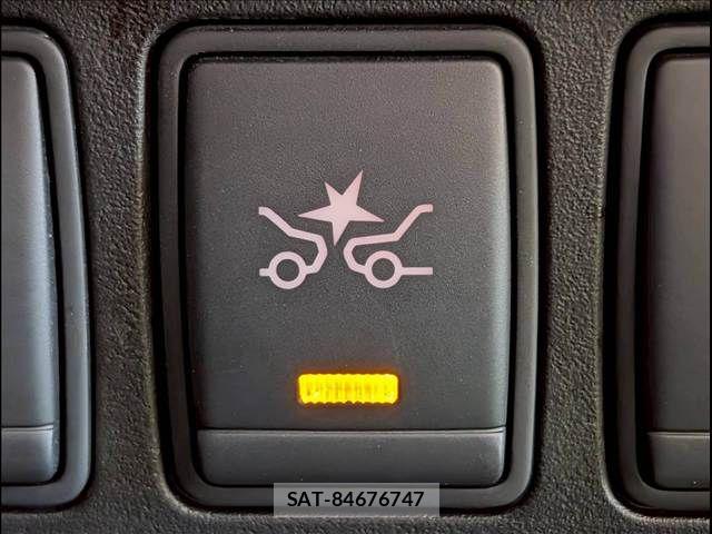 Nissan JUKE 2016-07 7020693-6
