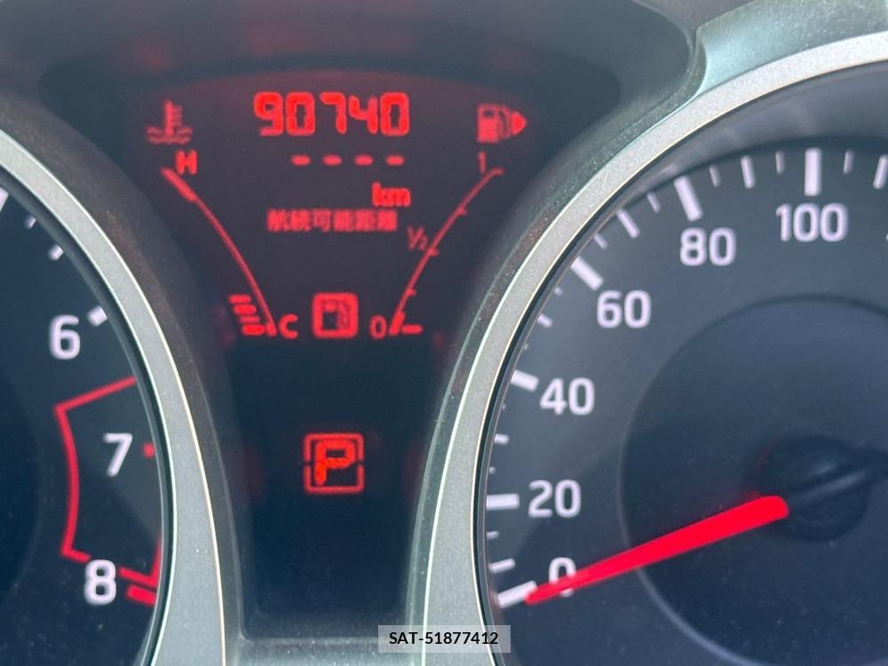 Nissan JUKE 2012 7075108-15