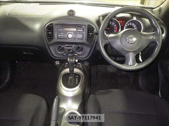 Nissan JUKE 2011 7074379-6