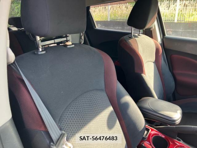 Nissan JUKE 2011-11 7220382-11