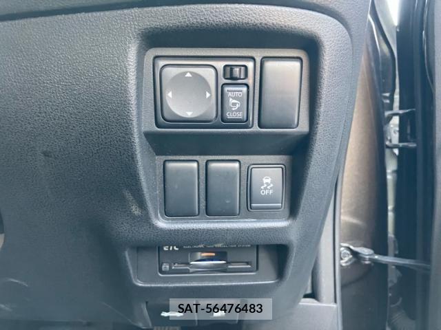 Nissan JUKE 2011-11 7220382-15