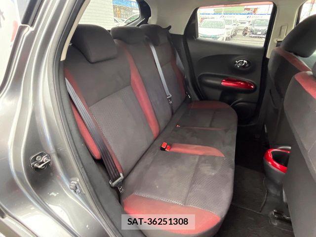 Nissan JUKE 2011-07 7220380-9