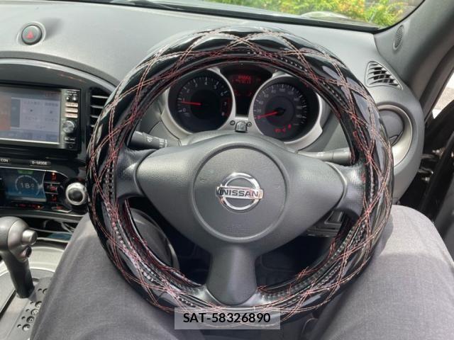 Nissan JUKE 2012-05 7220385-24