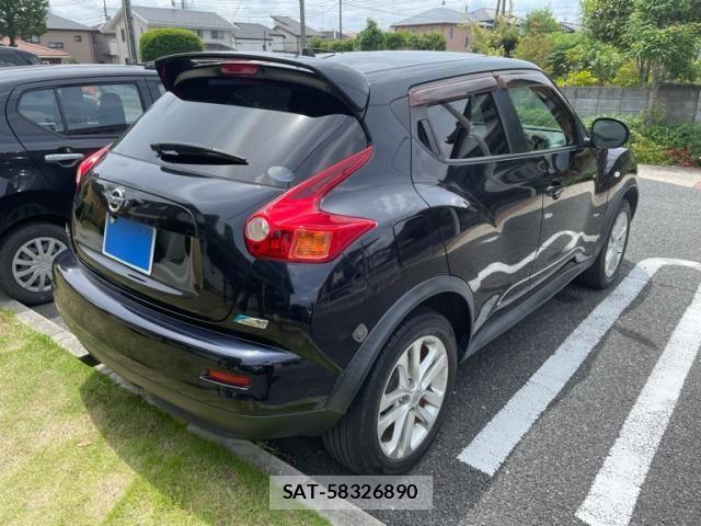 Nissan JUKE 2012-05 7220385-5