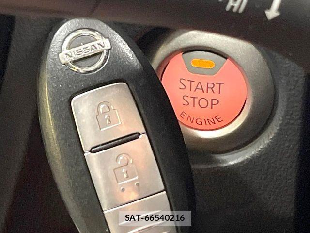 Nissan JUKE 2015-05 7220394-3