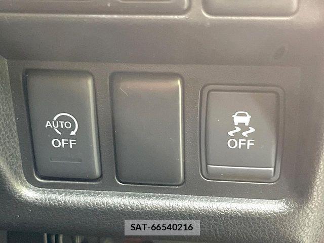 Nissan JUKE 2015-05 7220394-5
