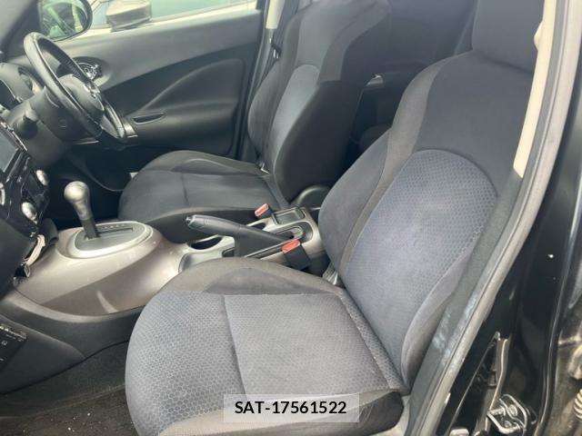 Nissan JUKE 2011-08 7220381-11
