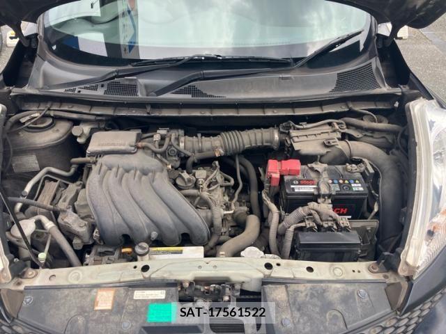 Nissan JUKE 2011-08 7220381-13