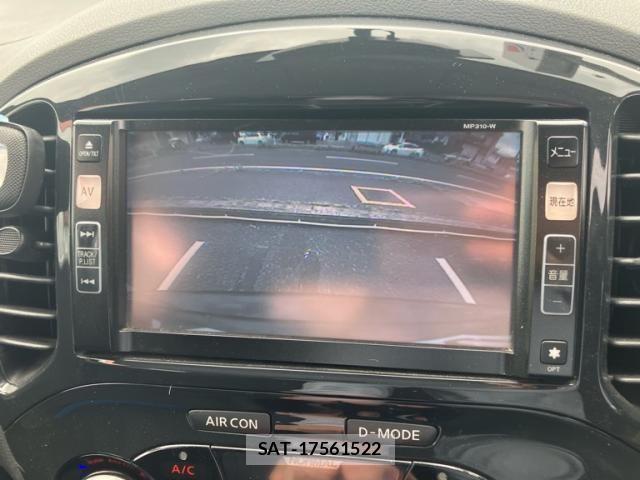 Nissan JUKE 2011-08 7220381-19