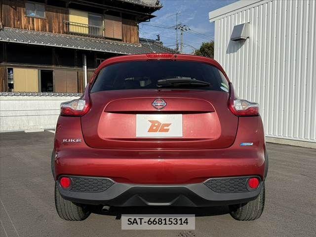 Nissan JUKE 2015-11 7220399-14