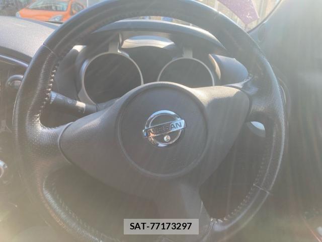 Nissan JUKE 2013-07 7220387-12
