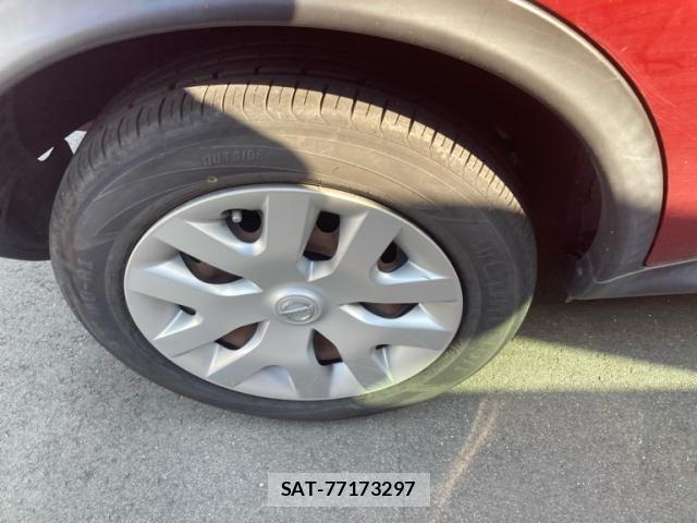 Nissan JUKE 2013-07 7220387-5