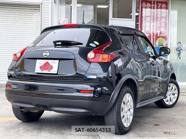 Nissan JUKE 2011-06 7251188-2