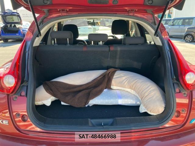 Nissan JUKE 2012-03 7272130-16