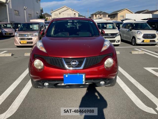 Nissan JUKE 2012-03 7272130-1