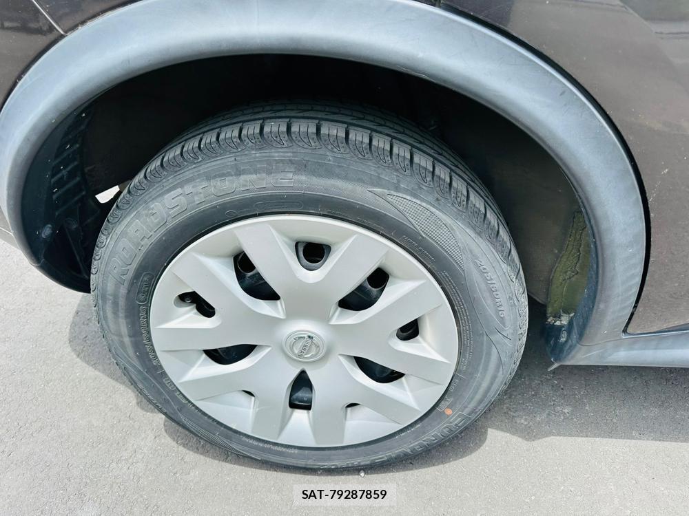 Nissan JUKE 2012-01 7250798-27