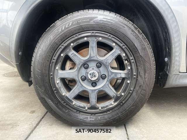 Nissan JUKE 2012-02 7327760-3