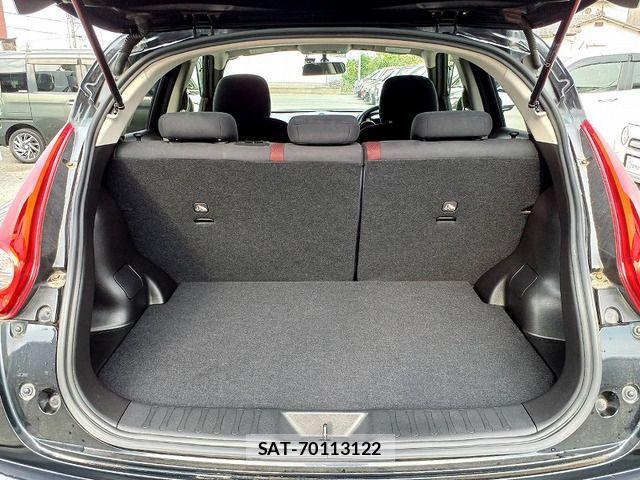 Nissan JUKE 2013-03 7327761-14