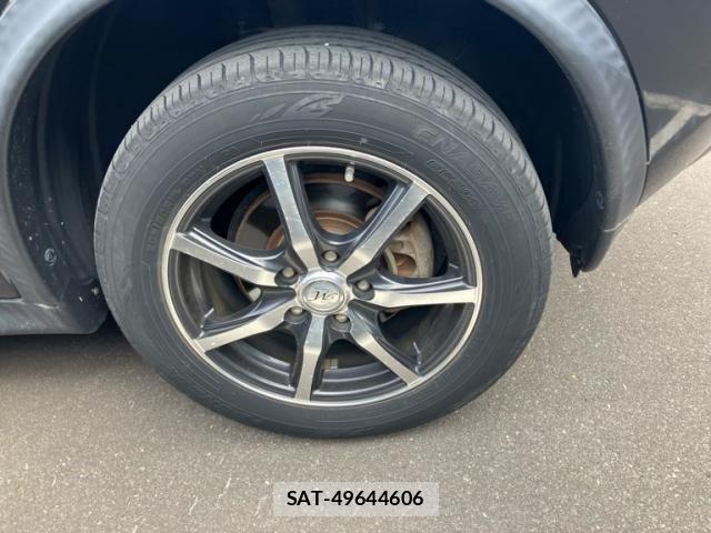Nissan JUKE 2012-05 7327763-9