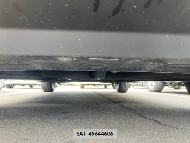 Nissan JUKE 2012-05 7327763-14