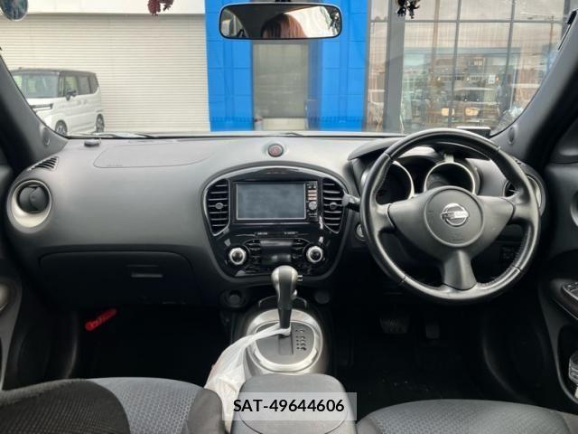 Nissan JUKE 2012-05 7327763-15