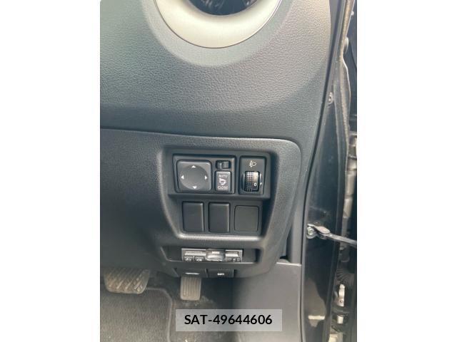 Nissan JUKE 2012-05 7327763-19