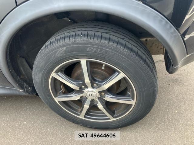Nissan JUKE 2012-05 7327763-7