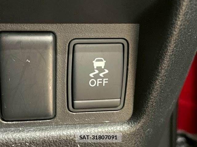 Nissan JUKE 2015-02 7358304-4