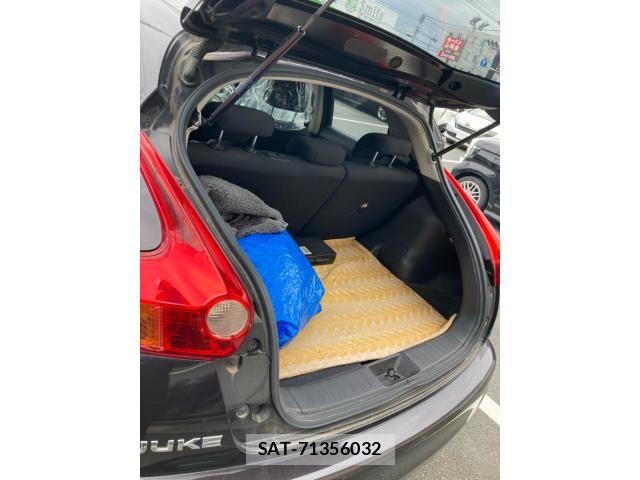 Nissan JUKE 2013-08 7392525-10