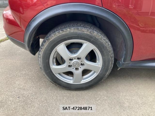 Nissan JUKE 2013-08 7392526-10