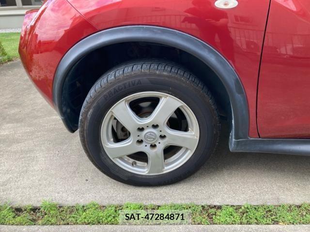 Nissan JUKE 2013-08 7392526-12