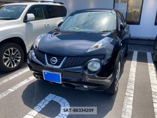 Nissan JUKE 2011-08 7455184-2