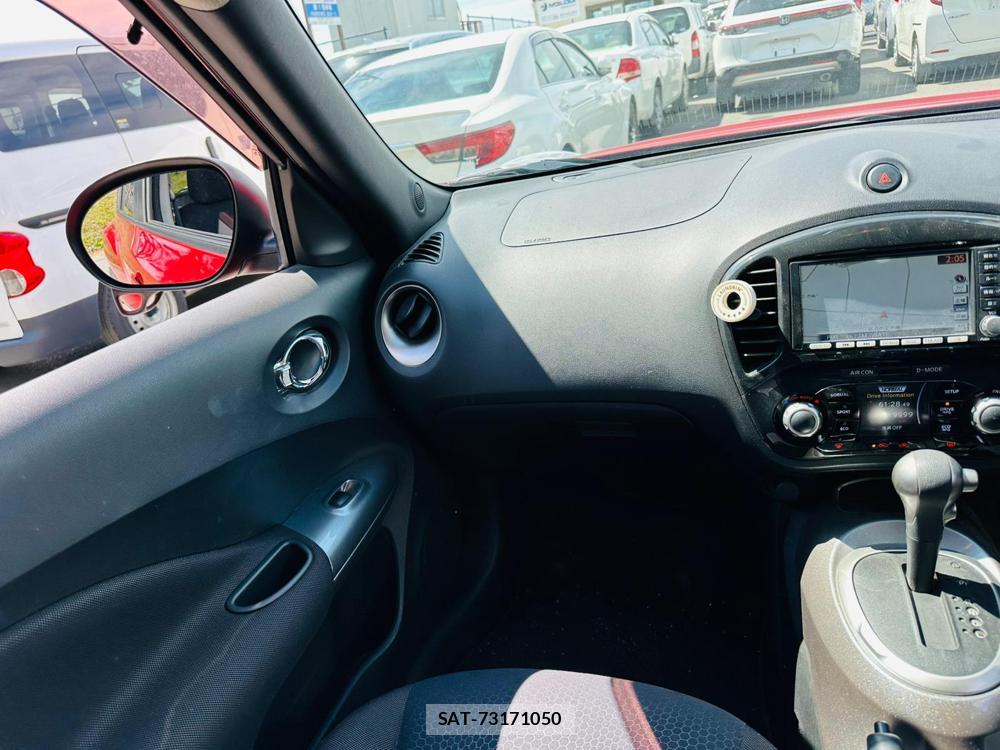 Nissan JUKE 2011 7043696-16