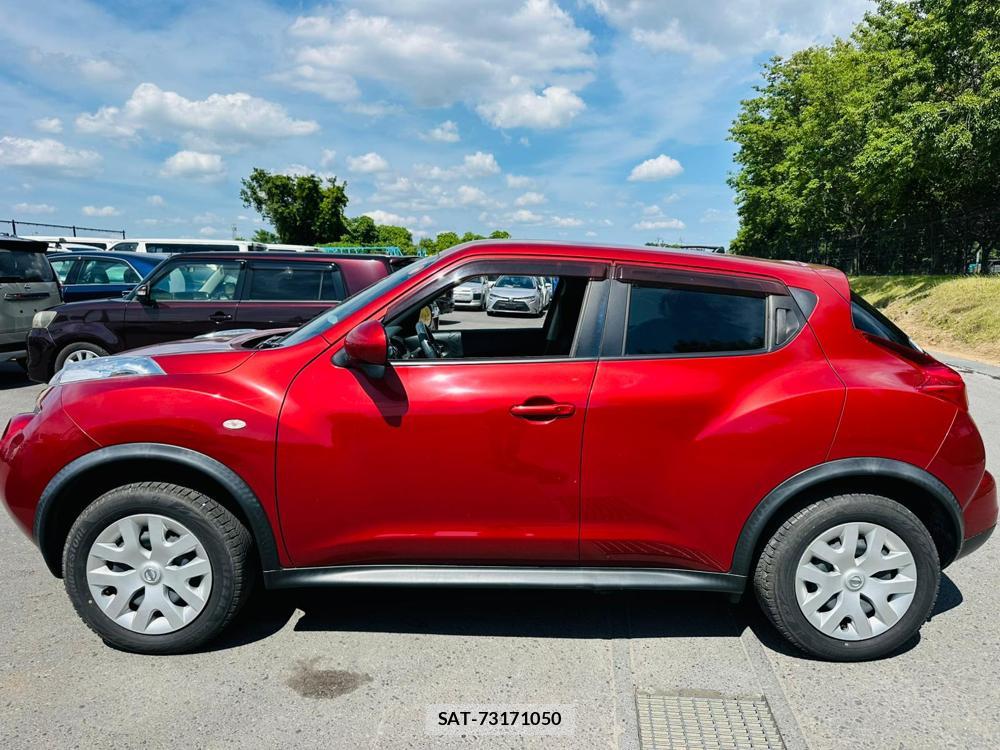 Nissan JUKE 2011 7043696-1