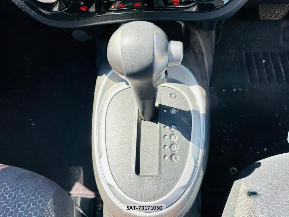 Nissan JUKE 2011 7043696-19
