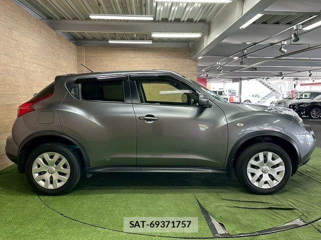 Nissan JUKE 2012-05 7501099-17