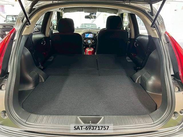 Nissan JUKE 2012-05 7501099-19