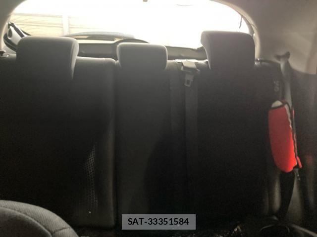 Nissan JUKE 2018-02 7501098-23