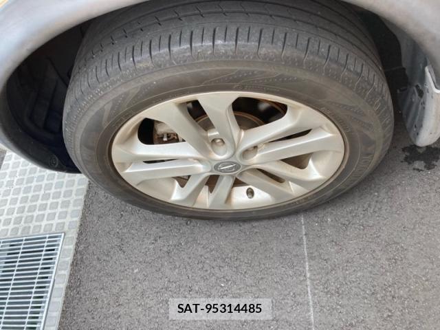 Nissan JUKE 2013-03 7501102-9